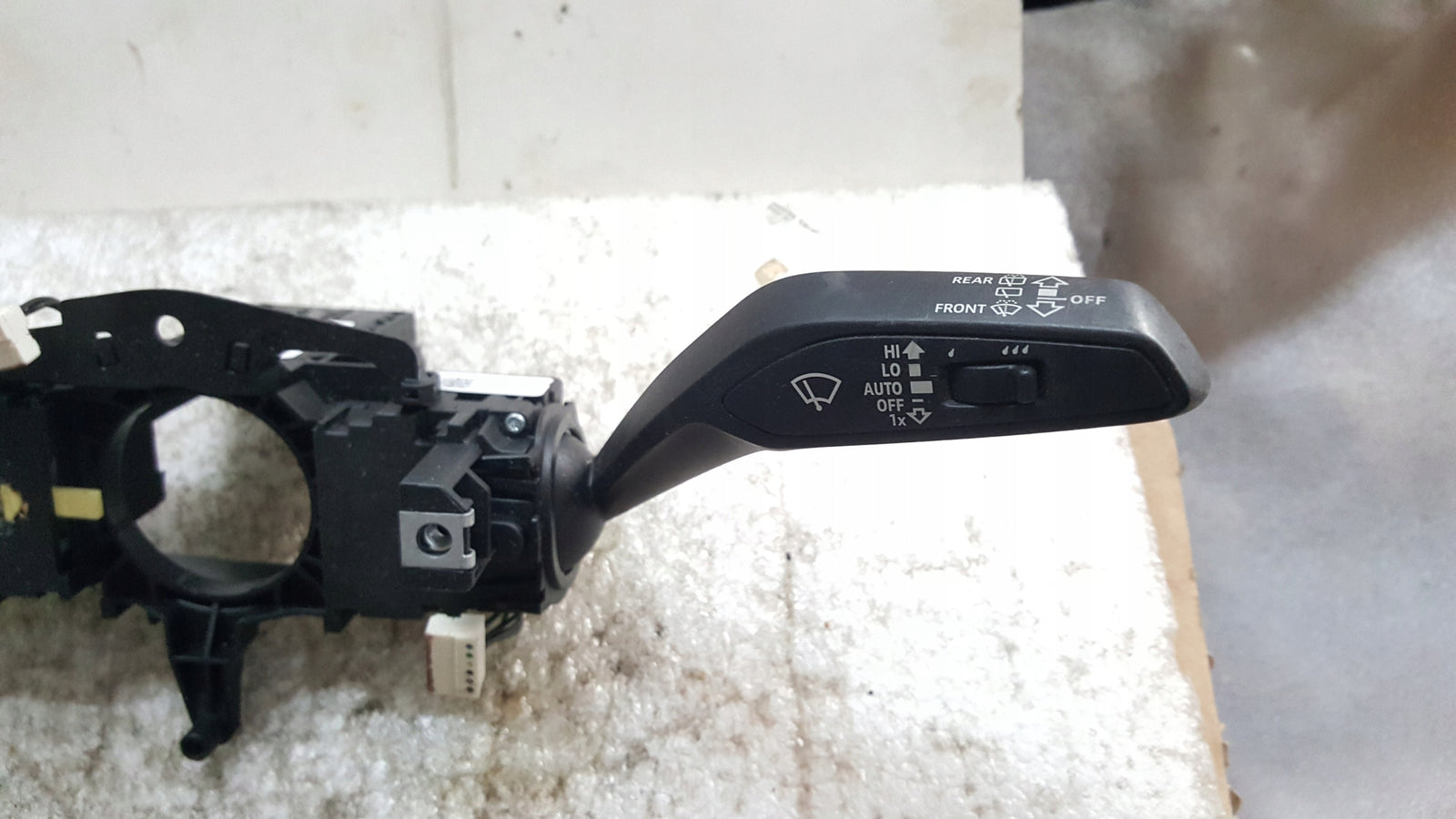 PRZEŁĄCZNIK ZESPOLONY 8V0953521KB 8V0953502AR AUDI A3