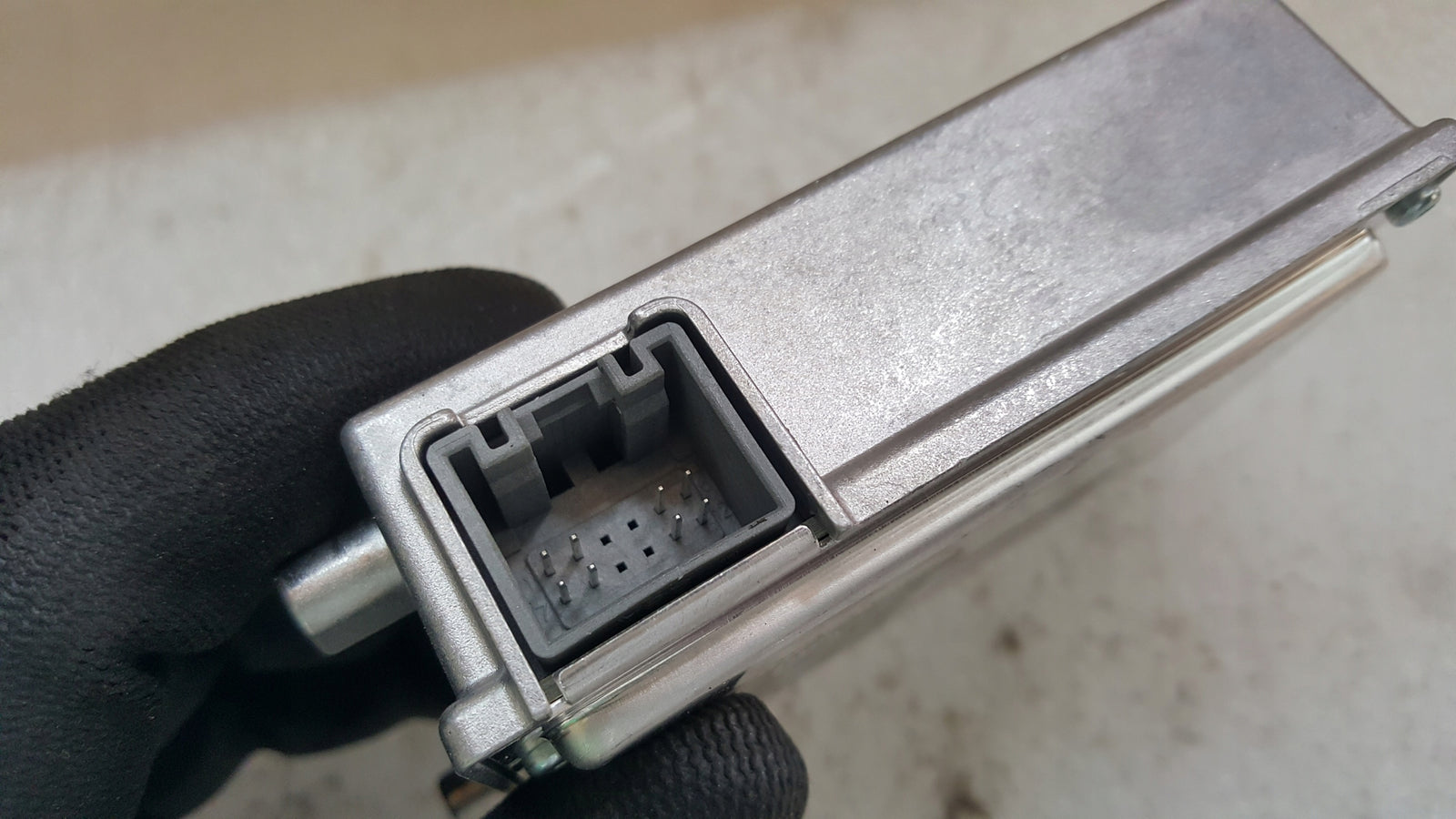 Kamera asystent zmiany pasa VW SKODA 1EA980654H demontaż