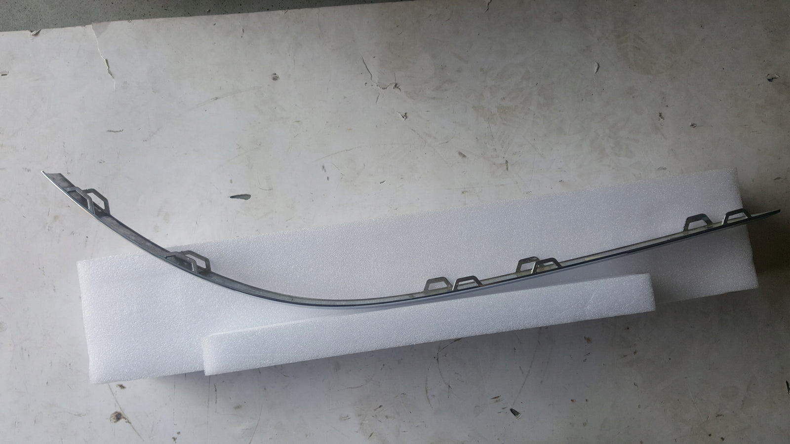 VW PASSAT B7 KOMBI 2010-2014 LISTWA CHROM LEWY TYŁ 3AF807459