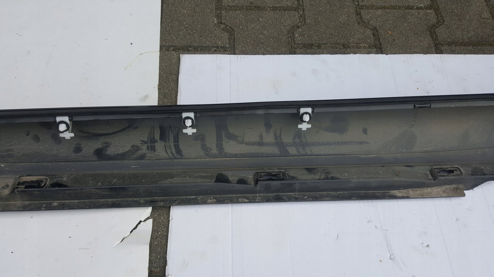 Listwa progowa prawa AUDI A6 (C8) 4K0853856 demontaż