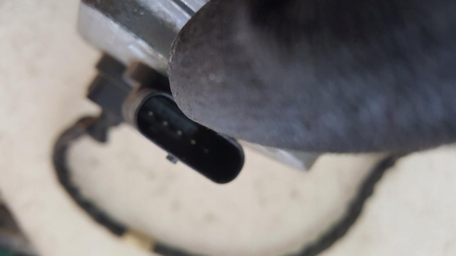Sonda lambda czujnik NOX VW-- AUDI 059907807J demontaż