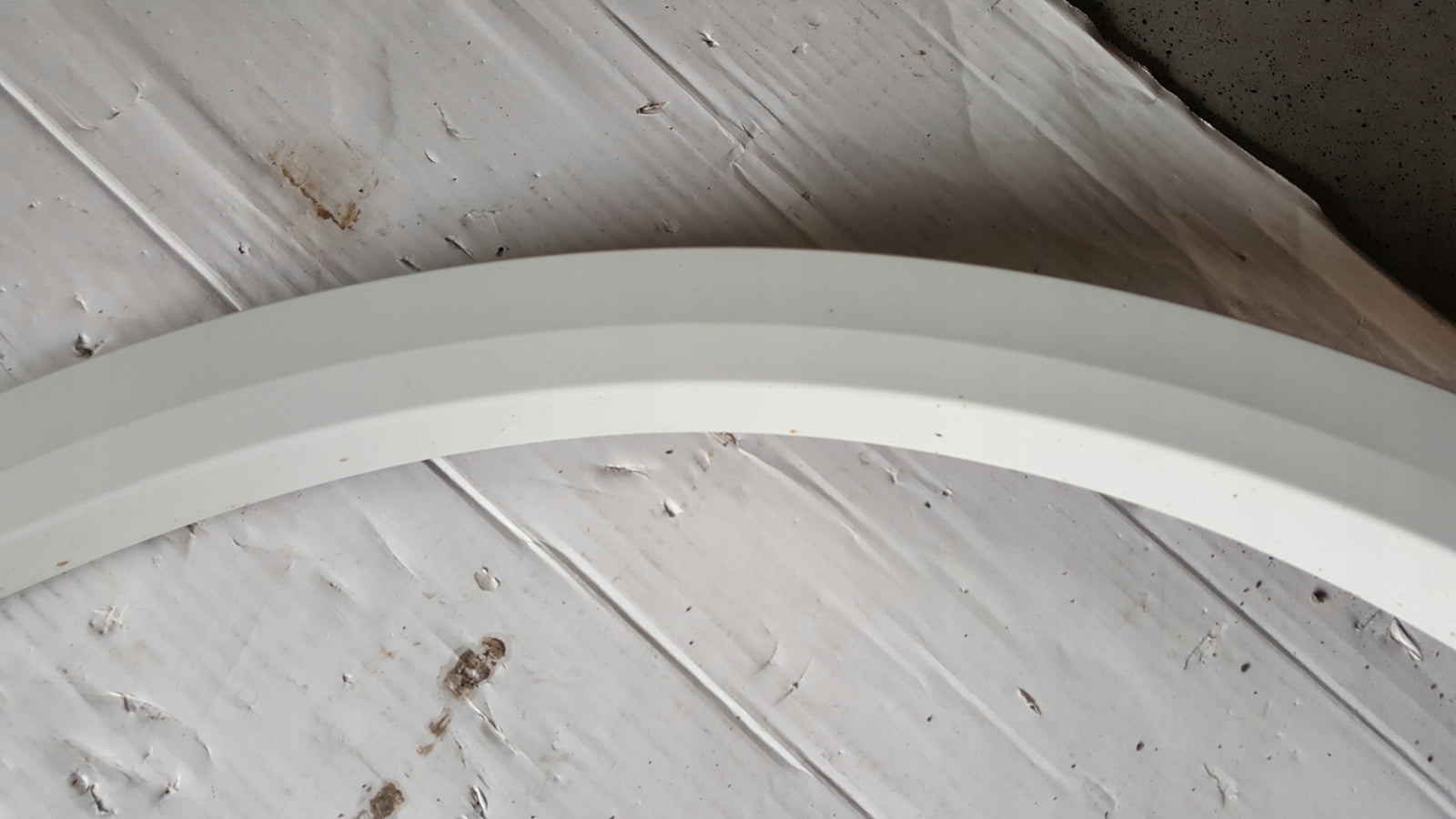 Listwa błotnika prawy tył VW TOUAREG 3 760853818D