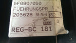 Ślizg zderzaka PR przód SEAT LEON 5F0807050 NOWY