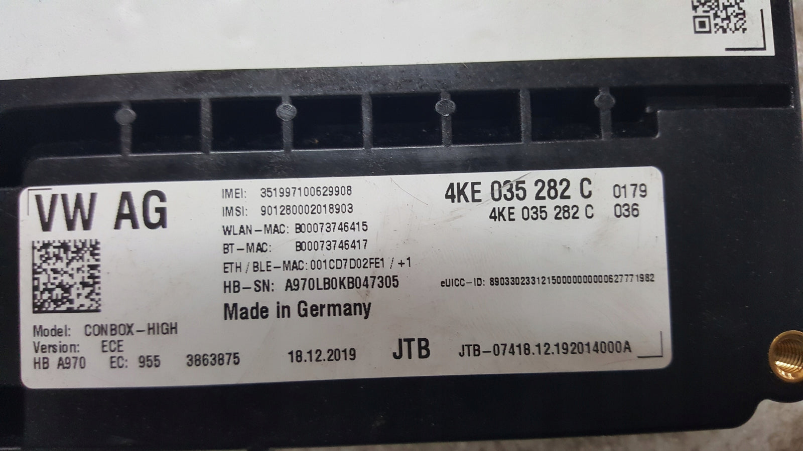 Sterownik moduł SOS-- AUDI A4 (B9) A5 RS4 RS5 4KE035282C demontaż