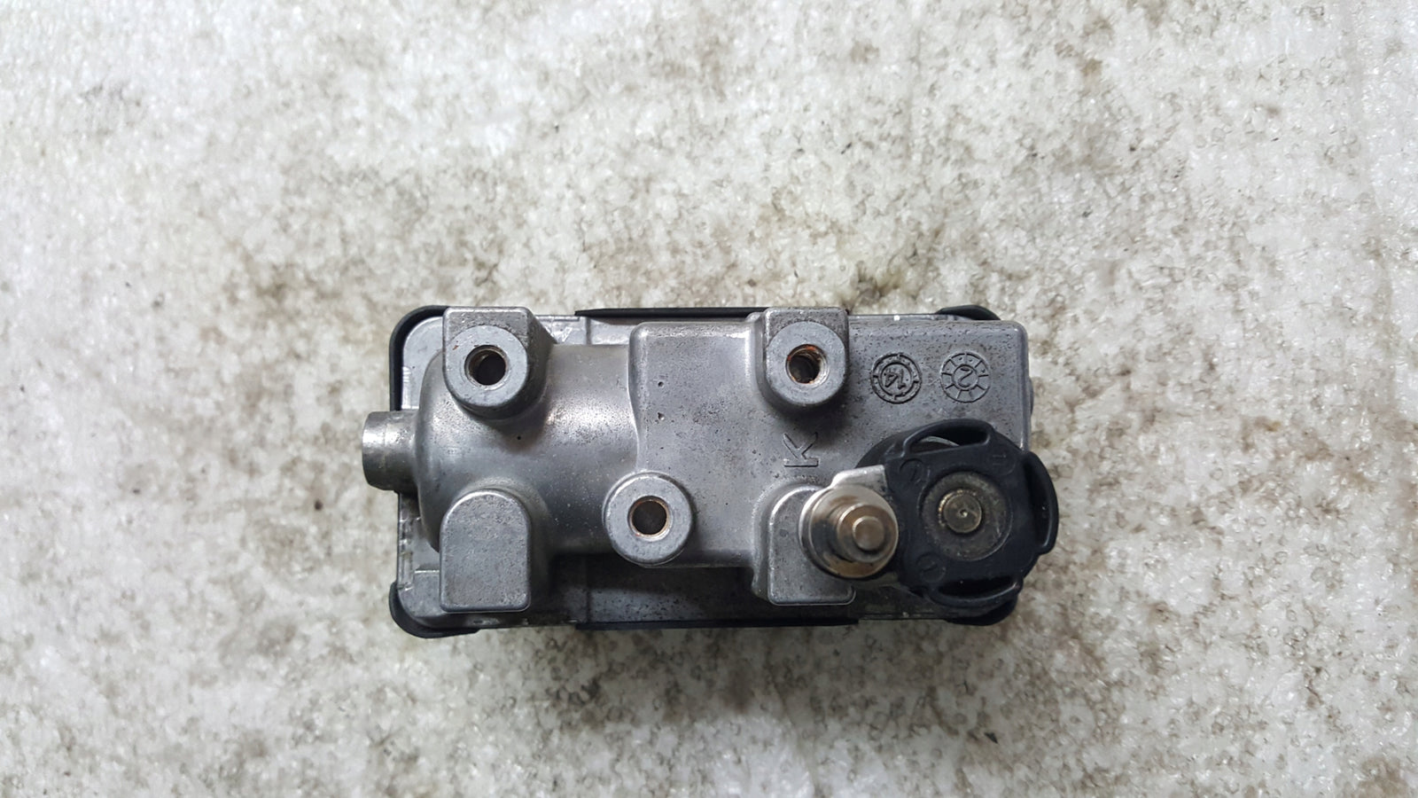 AUDI NASTAWNIK TURBINY TURBOSPRĘŻARKI TURBO 6NW009550