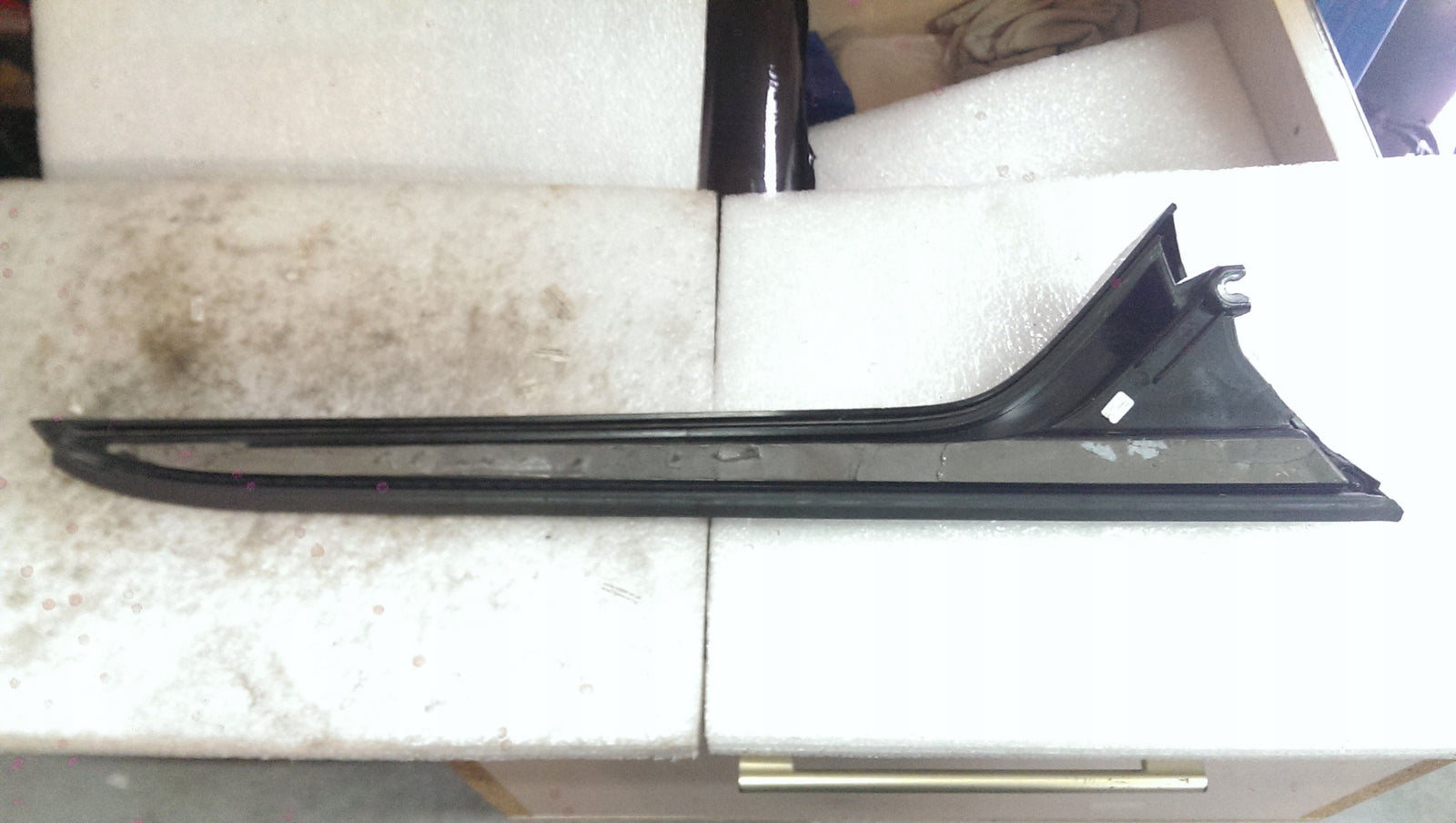 LE listwa spoiler klapy AUDI A6 C8 avant 4K9854871