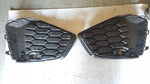 Kratki zderzaka przedniego AUDI A3 8Y0807681B/682B