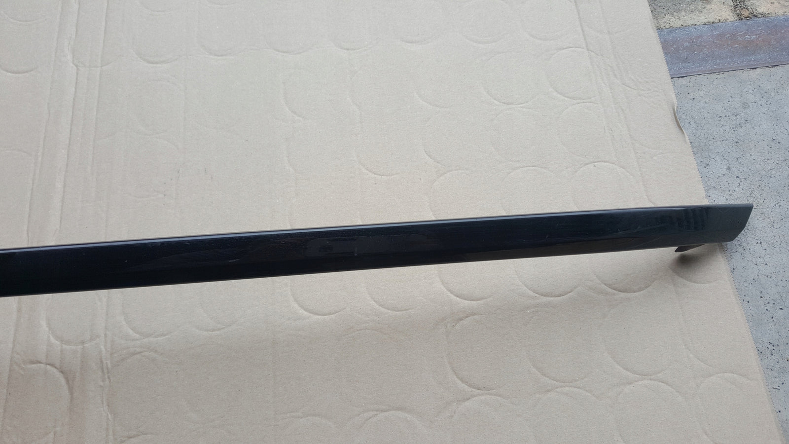 VW TOUAREG 760 2018+ LISTWA SPOILER ZDERZAKA PRZÓD CZARNY 760853245C