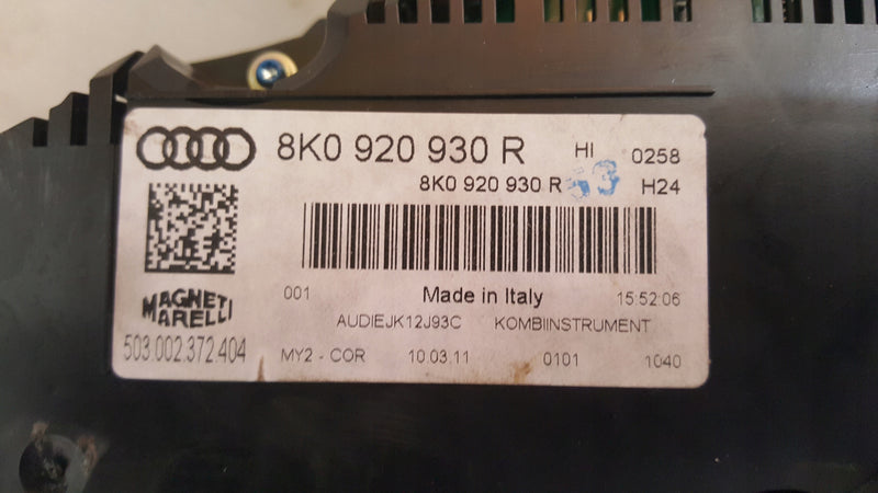 Licznik zegary EUROPA-- AUDI A4 (B8) diesel 8K0920930R demontaż