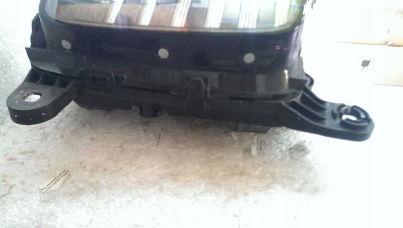 Lewy halogen LED światło DRL AUDI Q7 4M0941055