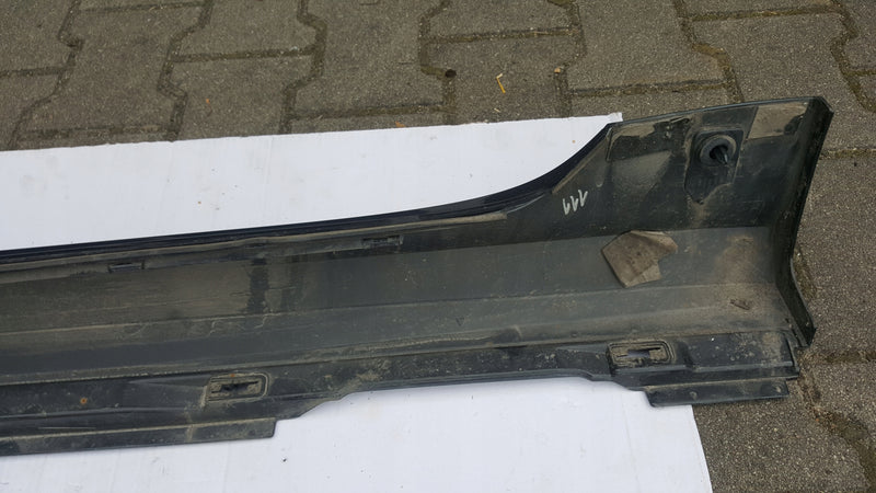 Listwa progowa prawa strona AUDI A6 (C8) S-LINE 4K0853856A demontaż