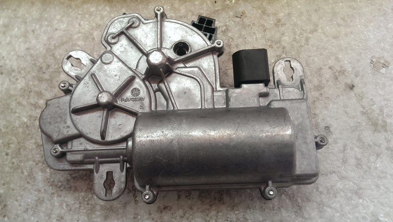 Dociąg klapy AUDI A3 RS6 RS7 SEAT LEON 3V5827887C