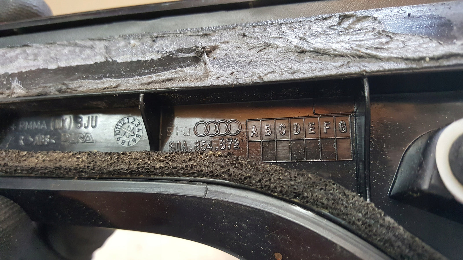 Listwy spoiler klapy lewa+prawa strona AUDI Q5 80A854871 80A854872 demontaż