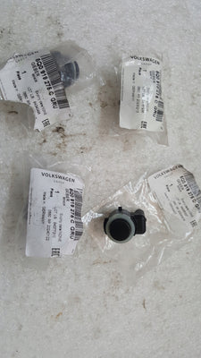 NOWE ORYGINALNE czujniki PDC --VW AUDI SEAT SKODA 5Q0919275C
