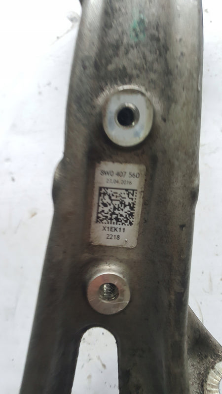 AUDI A4 B9 A5 8W 2.0 TFSI LIFT ZWROTNICA PRAWA PRZÓD 8W0407560