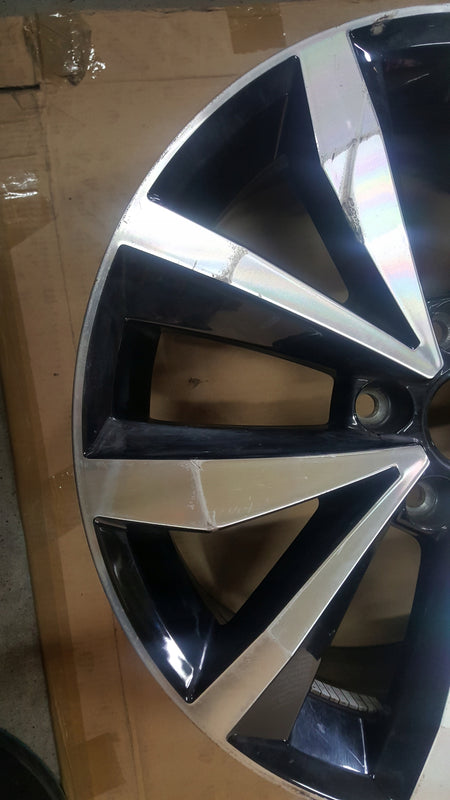 VW T-ROC TROC 2GA 7x17 ET45 5x112 2GA601025N MAYFIELD