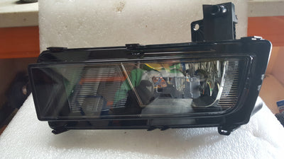 Prawy halogen VW TOURAN 5TA941662A demontaż