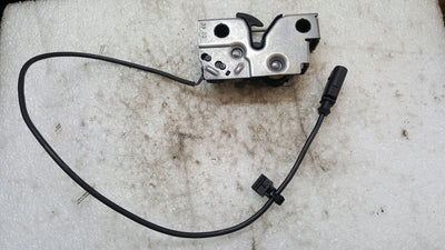 Zamek maski VW SKODA 1S0823509E NOWY oryginał