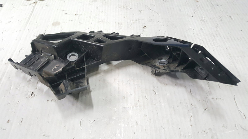 Ślizg zderzaka przedniego lewa strona VW GOLF VIII 5H0807049D demontaż