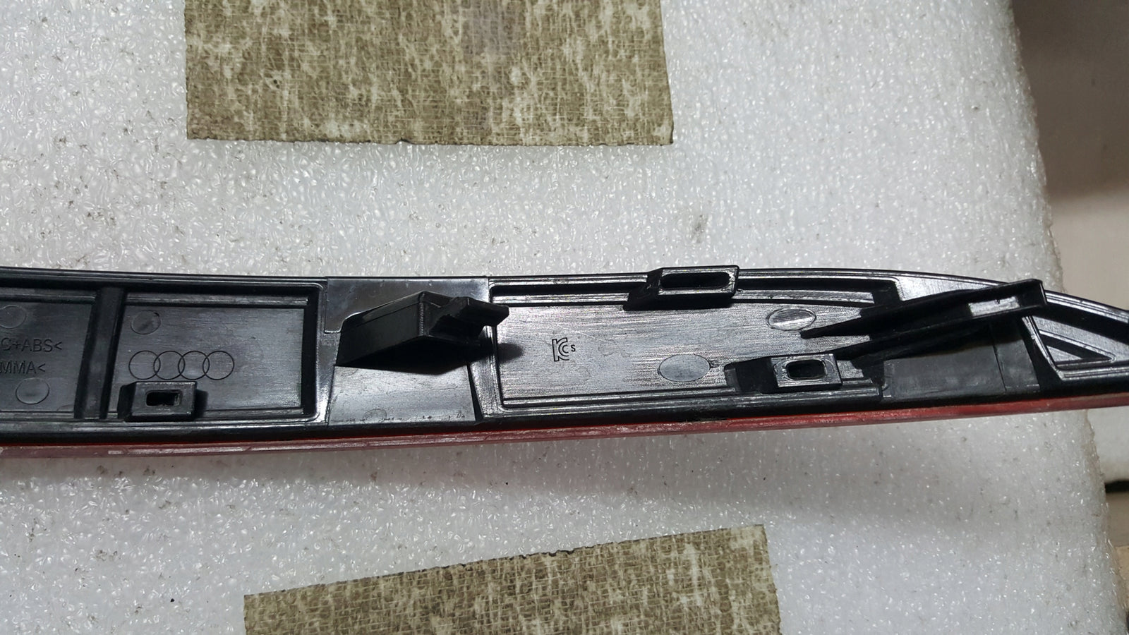 ODBLASK ZDERZAKA TYŁ AUDI Q4 E-TRON 89A945105