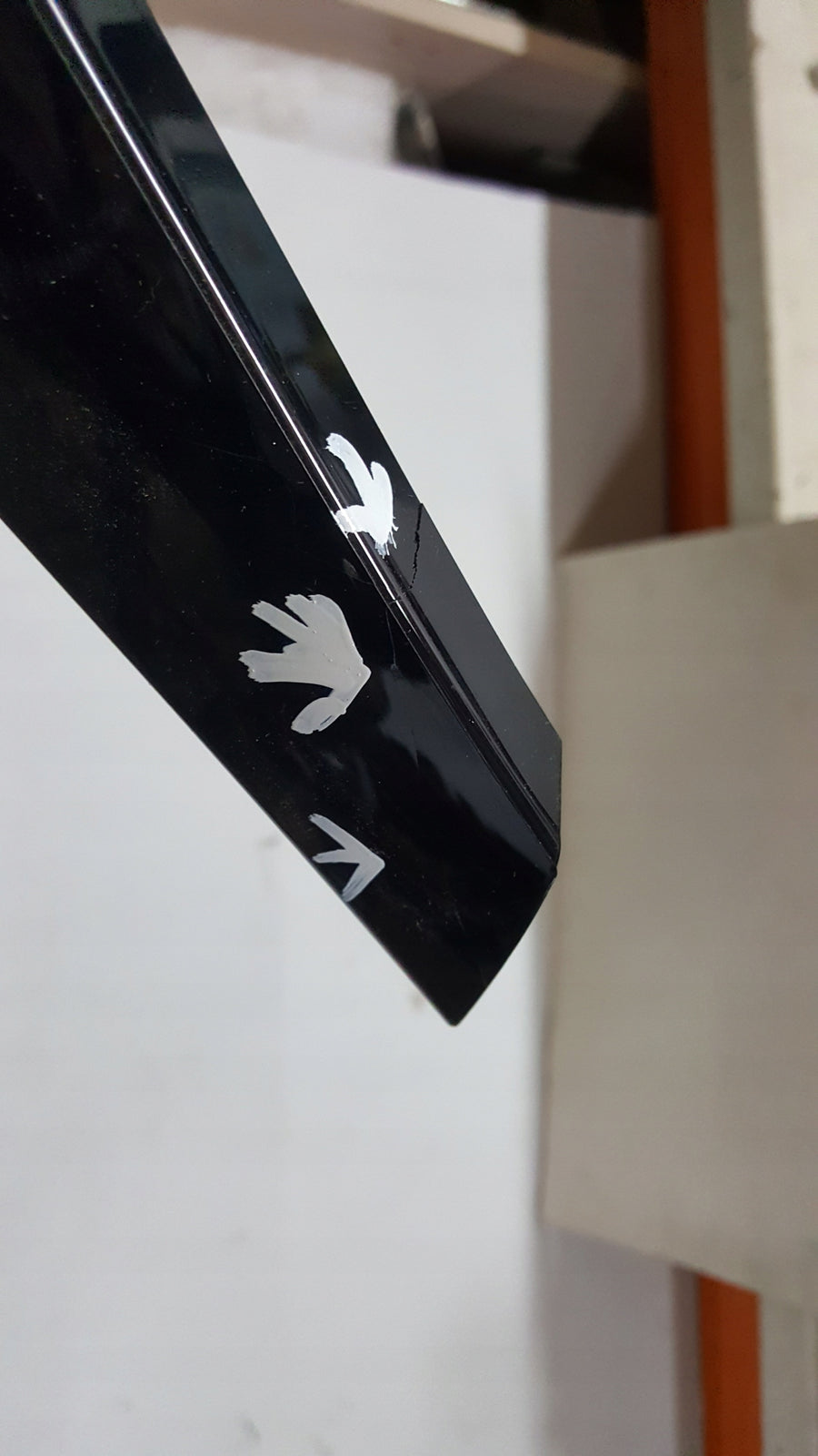 Listwa spoiler klapy bagażnika prawa strona VW GOLF VIII 5H9827940A