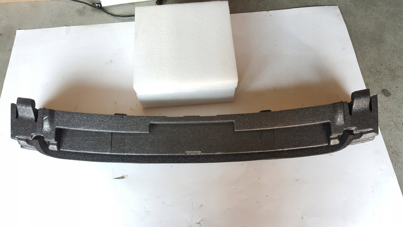 NOWY ORYGINALNY absorber zderzaka przedniego SKODA KAMIQ SCALA 658807248A