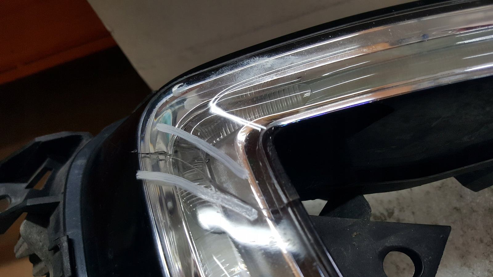 GOLF VII E-TRON HALOGEN PRAWY DRL LED 5GE941056B