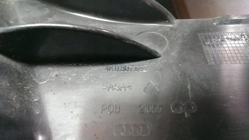 Ślizgi zderzaka przód L+P AUDI A6 C8 4K0807097/098