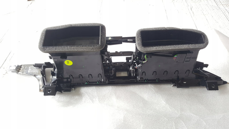 Środkowa kratka nawiewu AUDI A6 C7 A7 4G1820951J