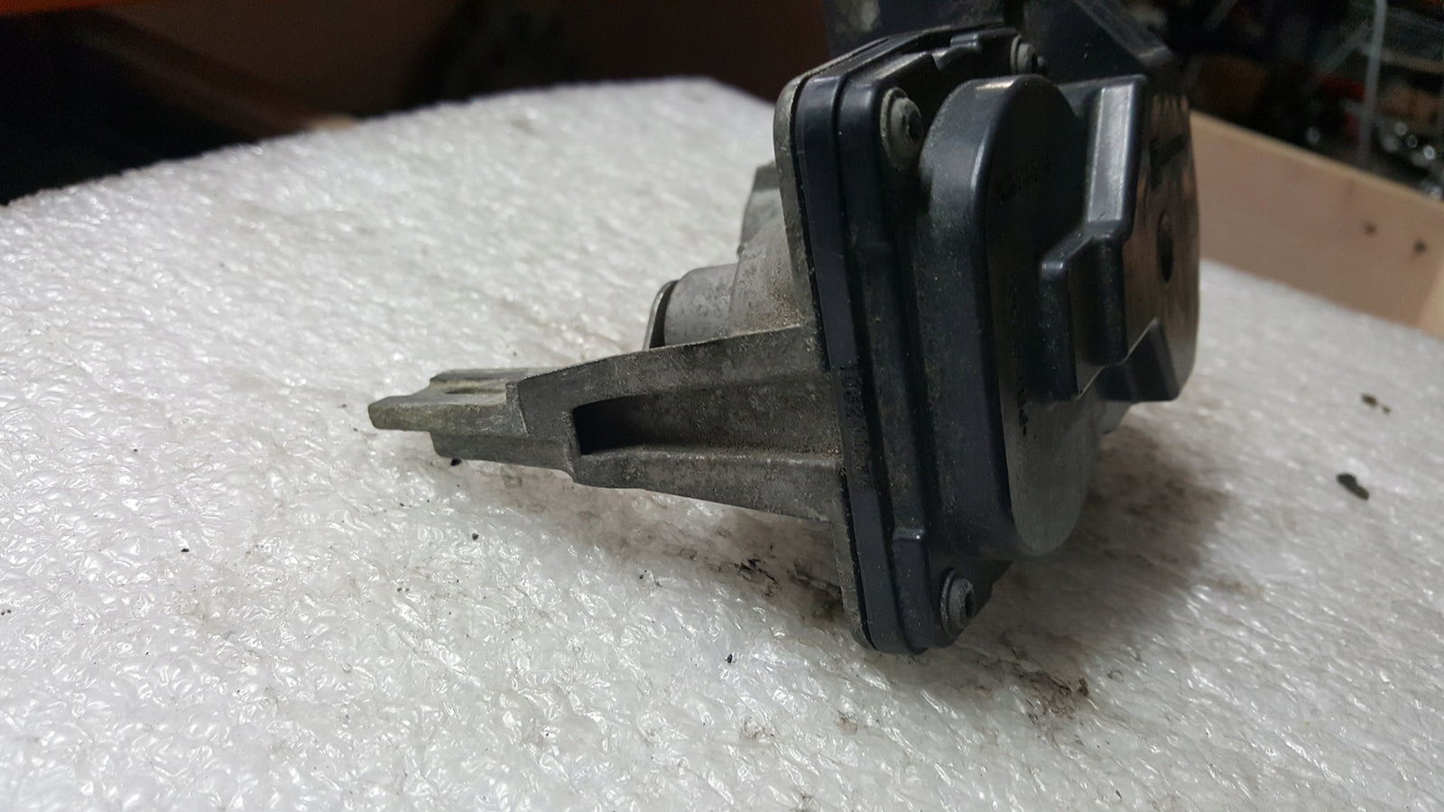 Przepustnica spalin VW AUDI SEAT SKODA 5Q0253691K