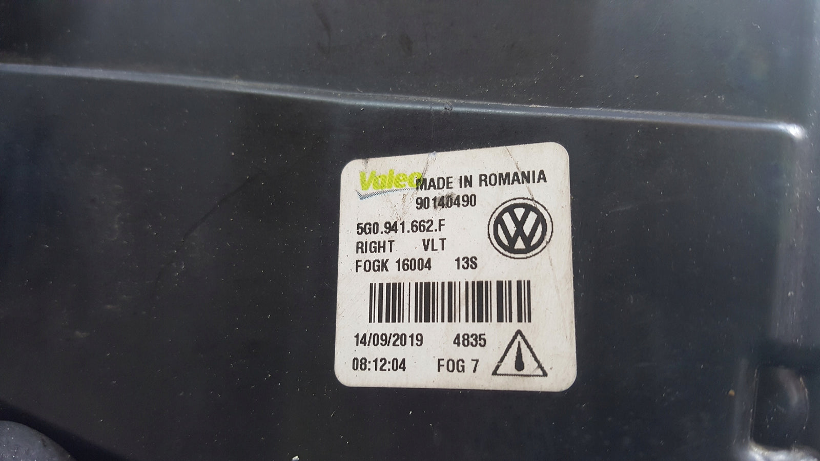 Prawy halogen VW GOLF VII 5G0941662F demontaż