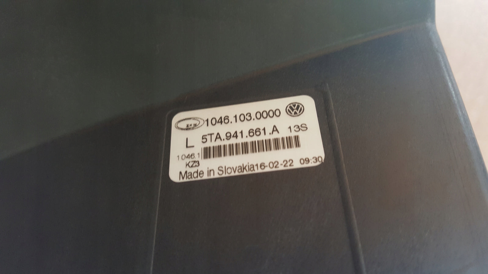 Lewy halogen VW TOURAN II 5TA941661A NOWY oryginał