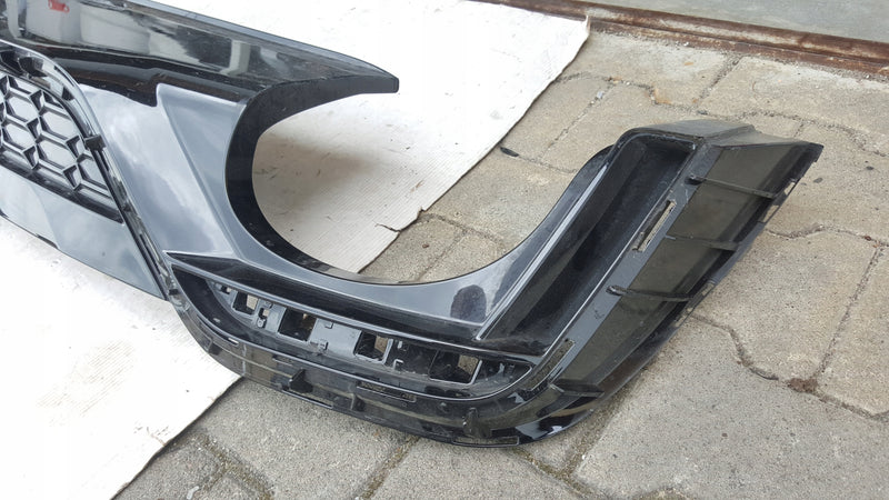 Dokładka dyfuzor spoiler zderzaka tylnego AUDI RS5 8W6807521AL demontaż