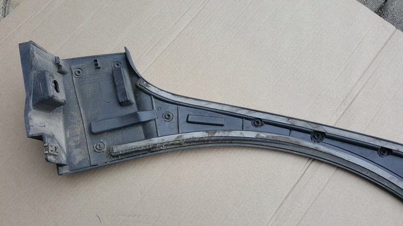 2G7854818B SIERP LISTWA NAKŁADKA BŁOTNIKA PRAWY TYŁ VW TAIGO 2023+