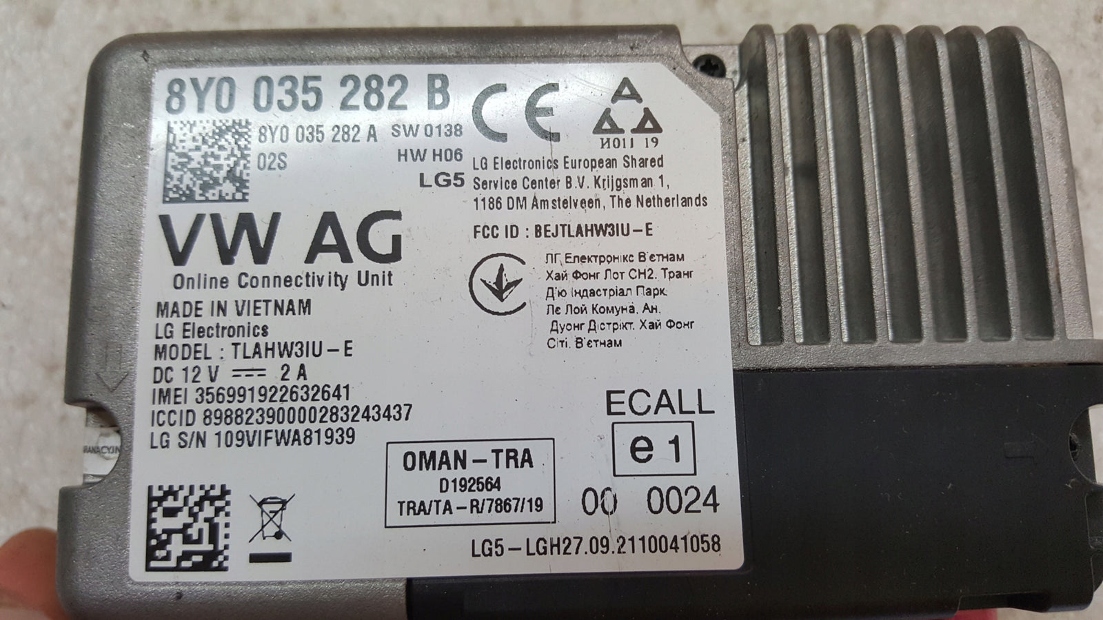Sterownik usług online AUDI A3 8Y0035282B demontaż