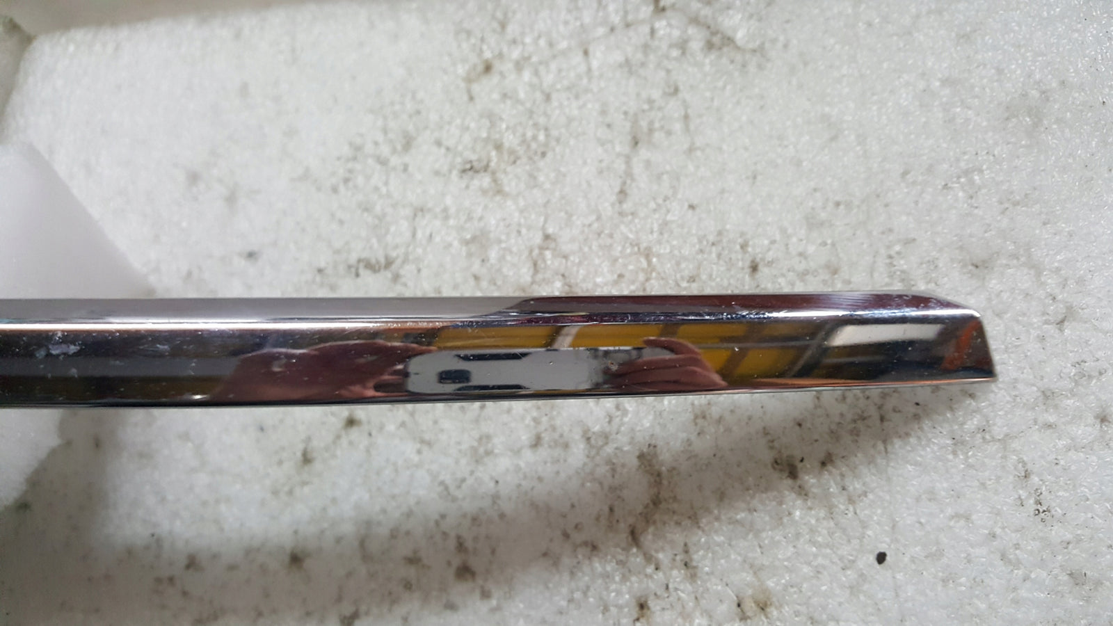 AUDI A6 C6 - LISTWA ZDERZAKA PRAWY PRZÓD 4F0853066