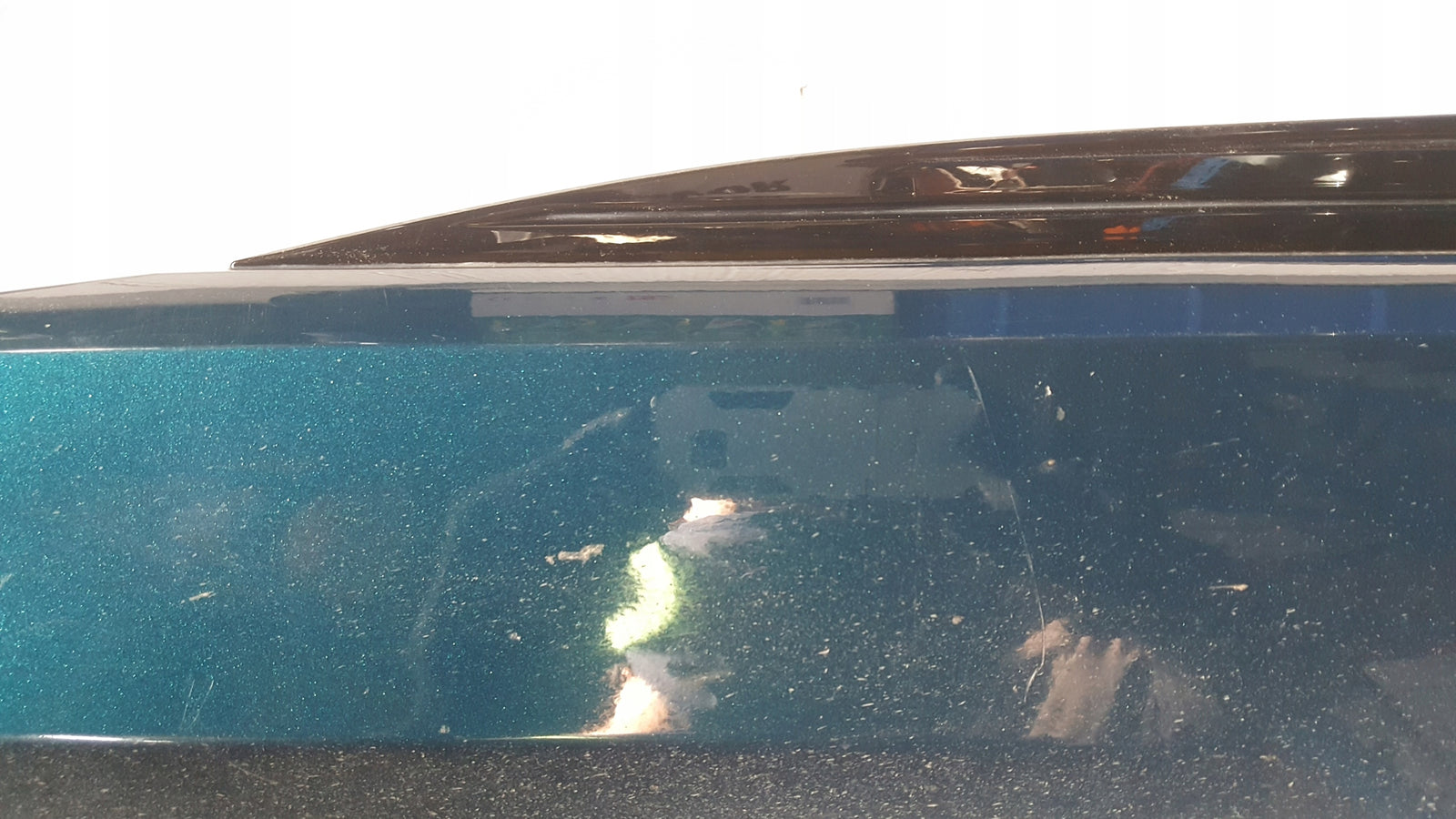 Listwa drzwi lewy przód AUDI E-TRON 4KE853959