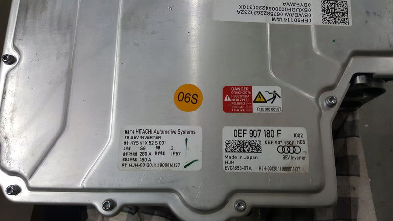 Moduł zasilania AUDI E-TRON 0EF907180F demontaż