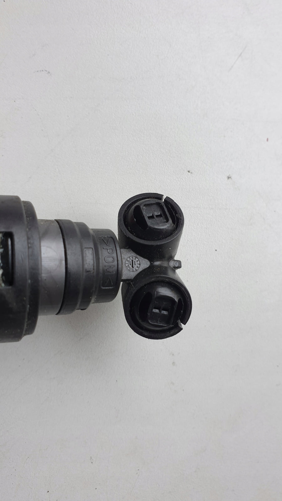 Pr spryskiwacz reflektora AUDI A4 8K0955102A