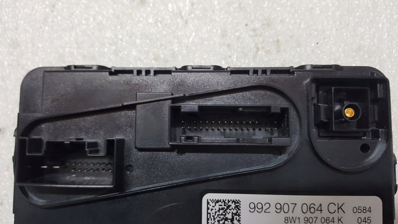 7581d9e51e815910074b70a53cc964f1