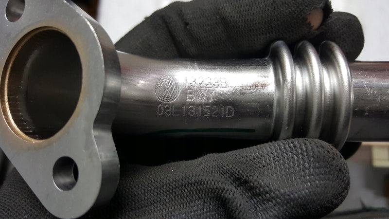 Rurka EGR VW T5 T6 AUDI A4 B8 A5 SEAT EXEO 2.0 TDI 03L131521D ORYGINAŁ NOWA