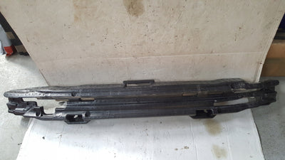 Absorber zderzaka tylnego AUDI Q3 83A807695 demontaż