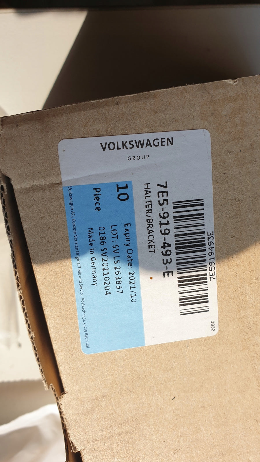Mocowanie pdc w zderzak Vw T6 T6.1 7E5919493E 494D