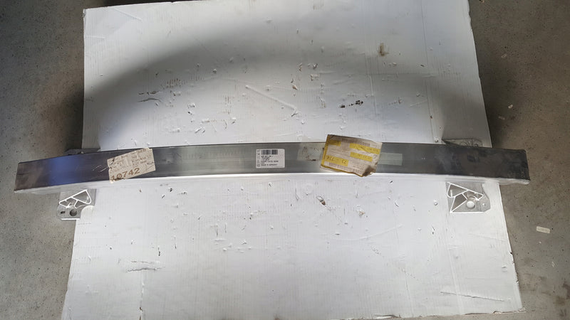 Belka zderzaka przedniego AUDI A2 8Z0807109J NOWA