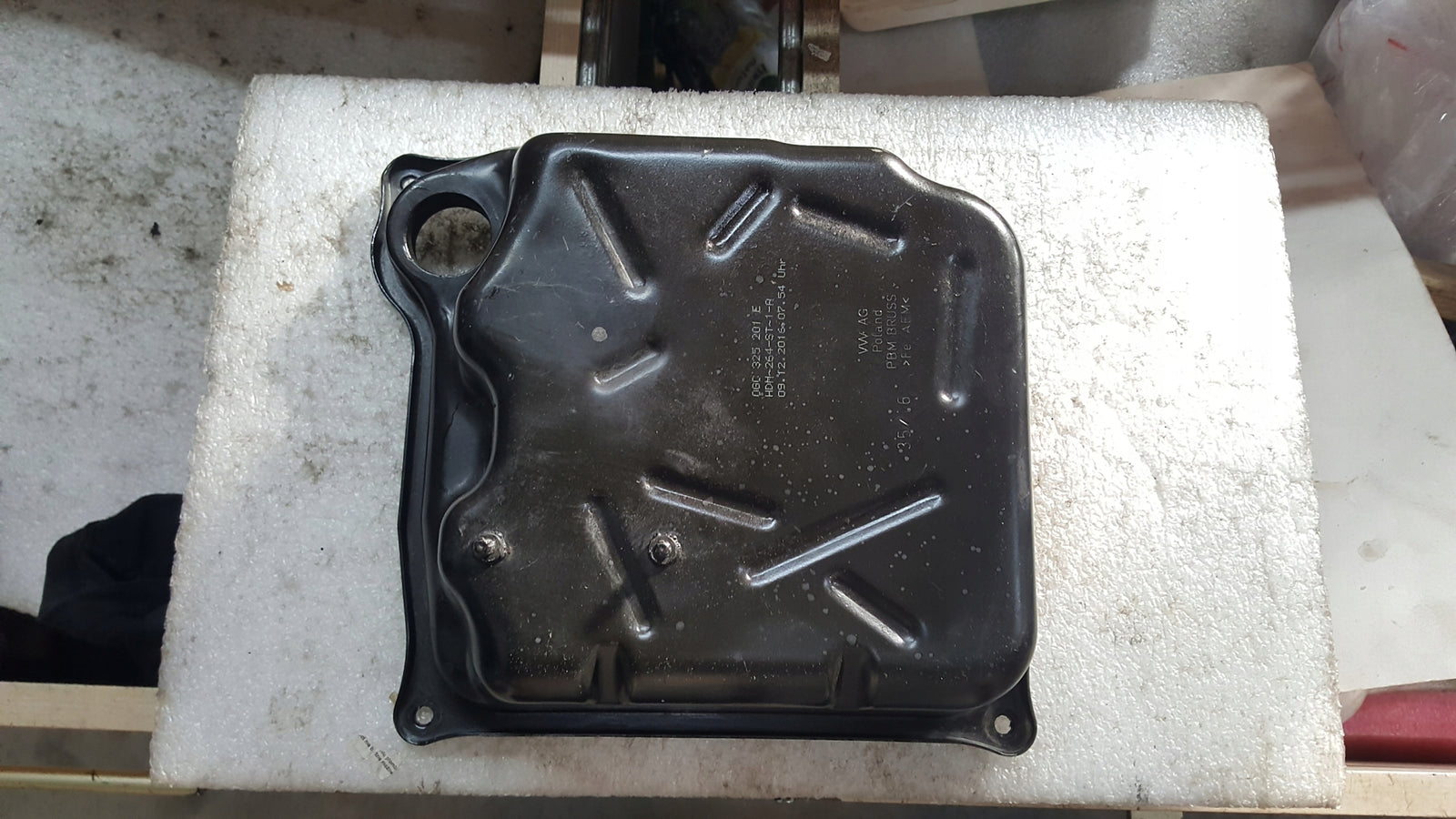 Volkswagen AUDI SKODA Miska olejowa skrzyni biegów 0GC325201E