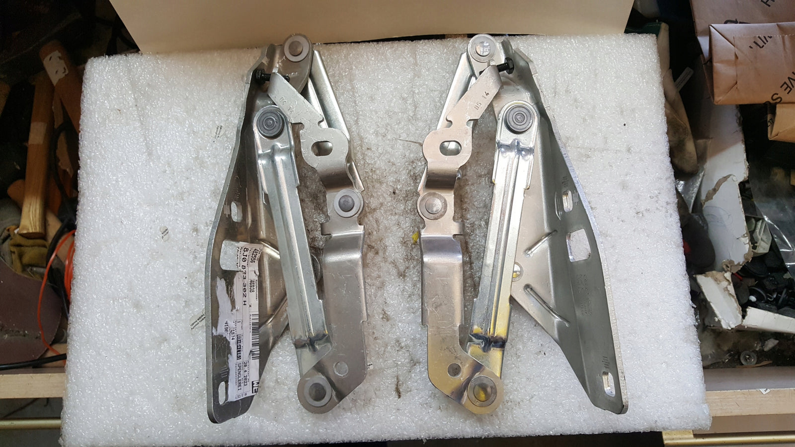 Zawiasy maski LE+PR Audi TT 8J0823301H/302H NOWE