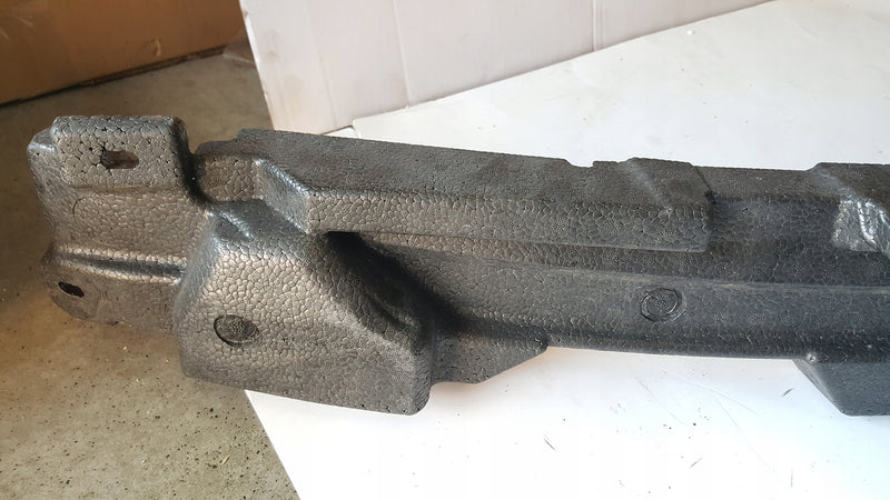 Absorber pianka zderzaka przedniego AUDI e-tron GT 4J3807549B demontaż