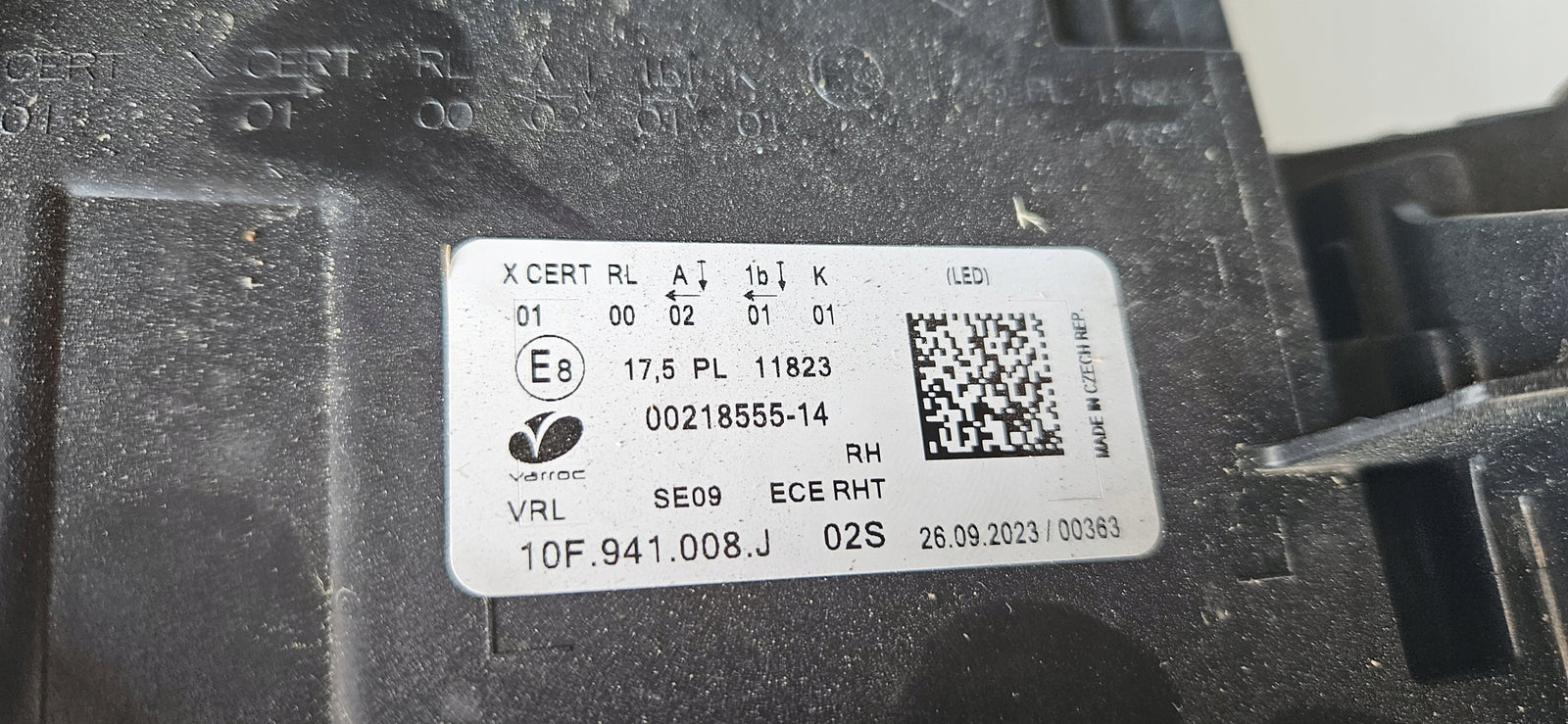Pr reflektor FUL LED Cupra Born 10F941008H 2023r
