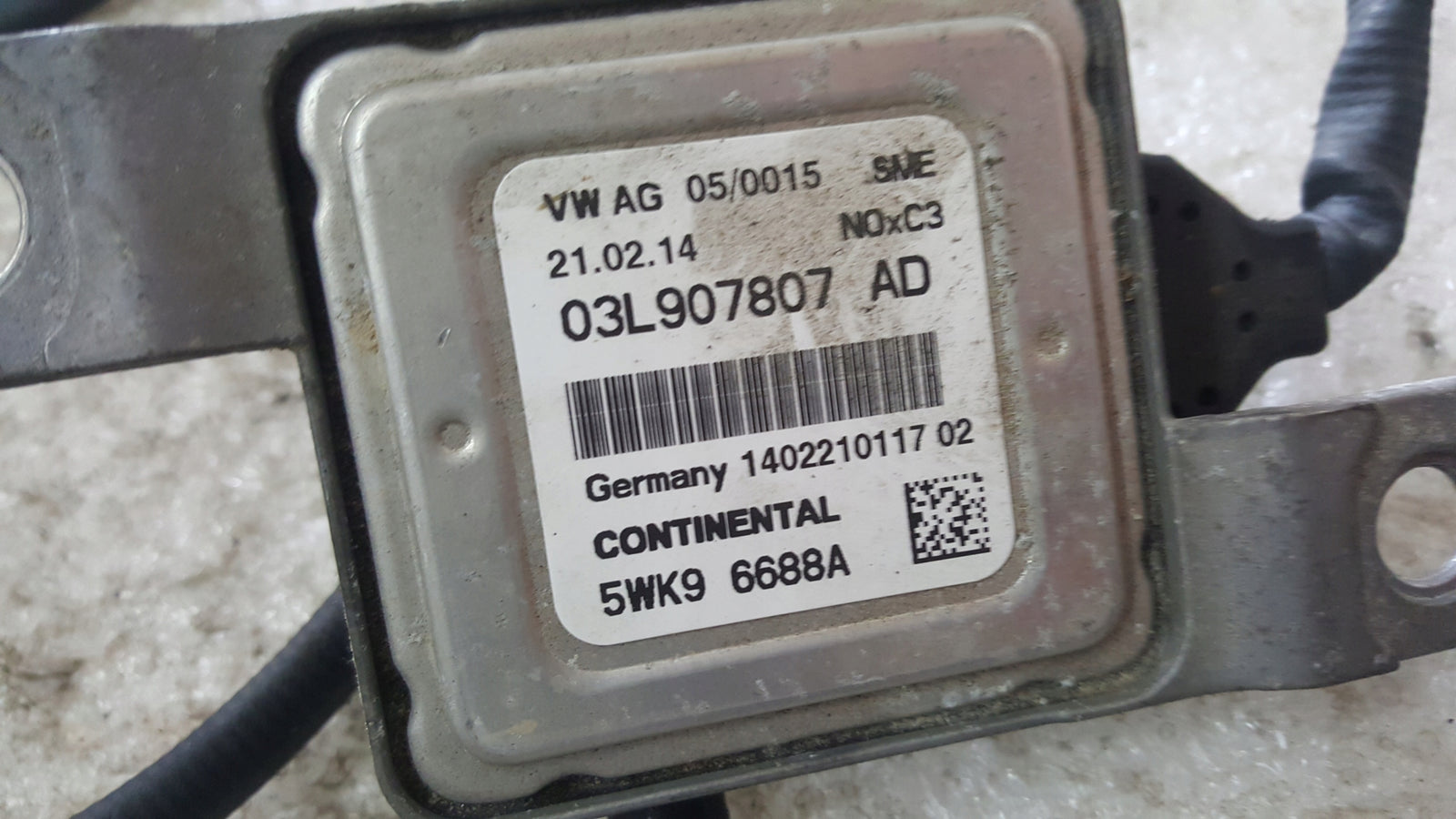Volkswagen OE 03L907807AD sonda lambda