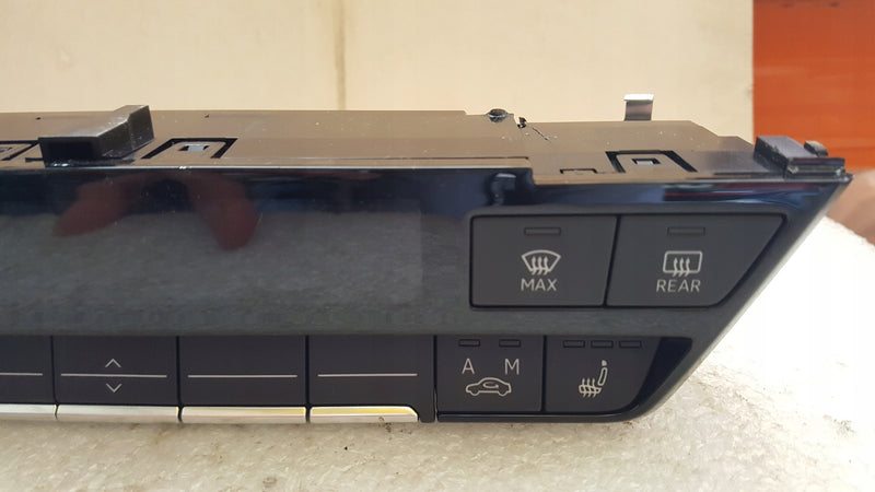 Panel klimatyzacji AUDI A3 8Y0820043A demontaż